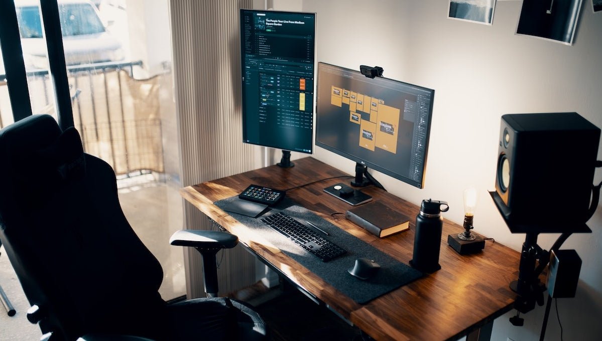[2025] The Ultimate Guide to Vertical Monitors – Cevaton